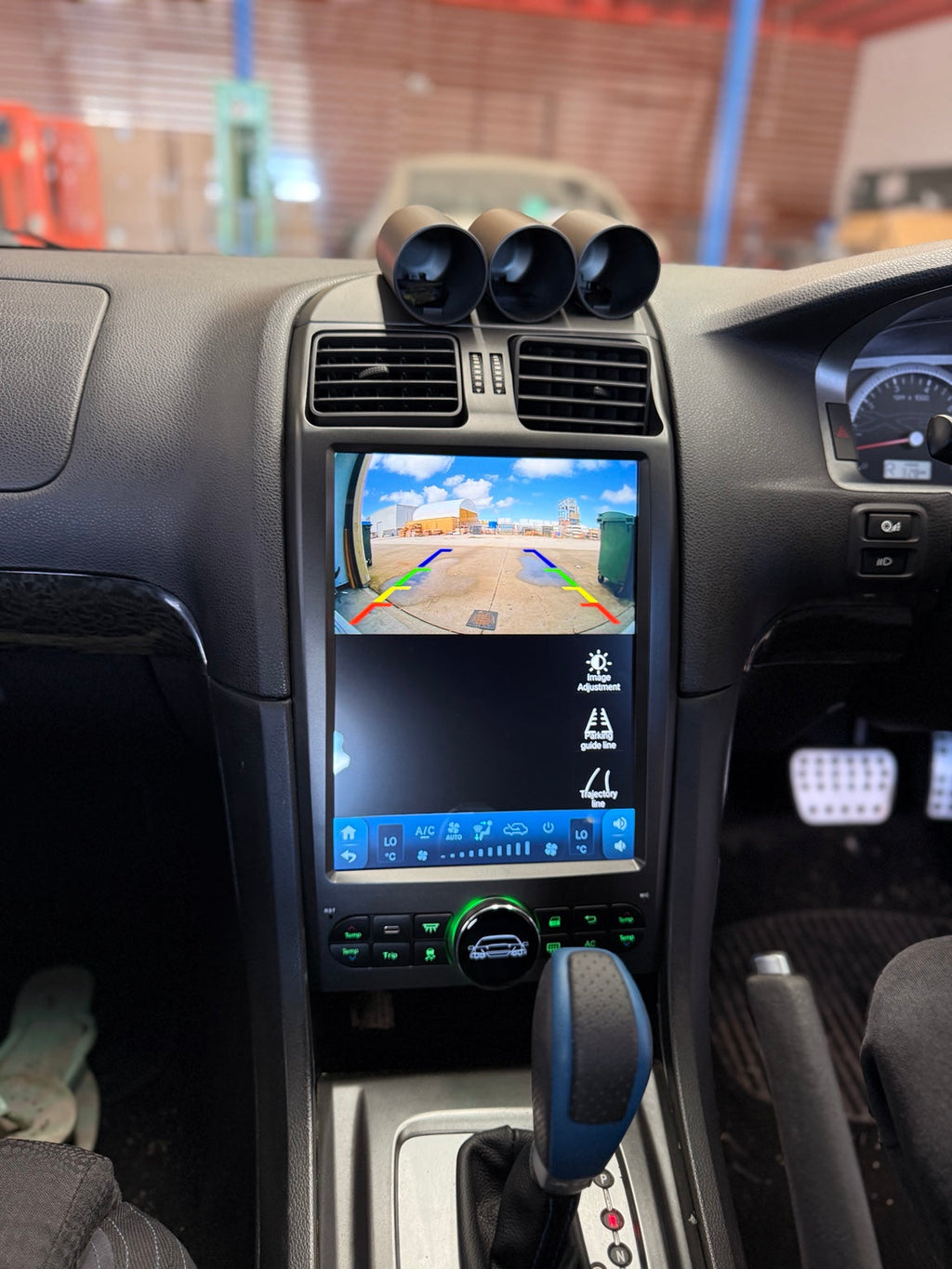Ford Falcon BA BF GENOVA head unit reverse camera display
