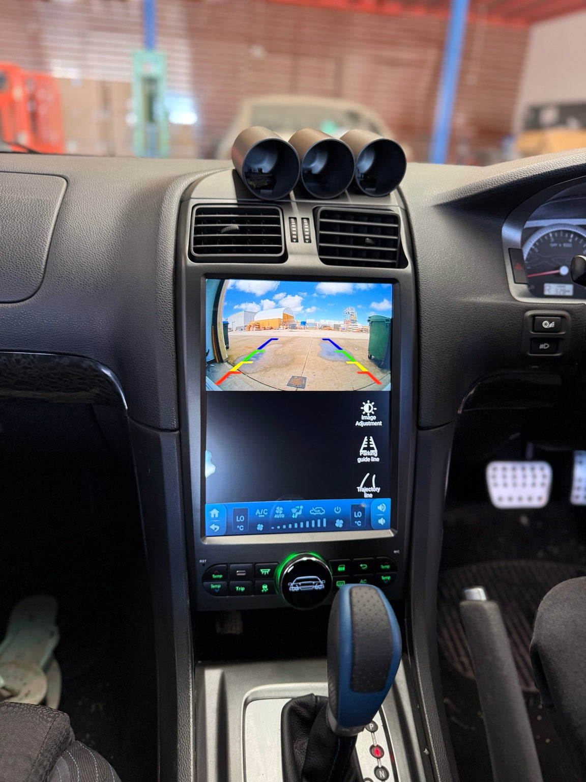Ford Falcon BA BF GENOVA head unit reverse camera display