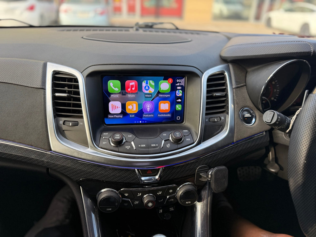GENOVA Holden Commodore VF Series 2 CarPlay factory infotainment integration