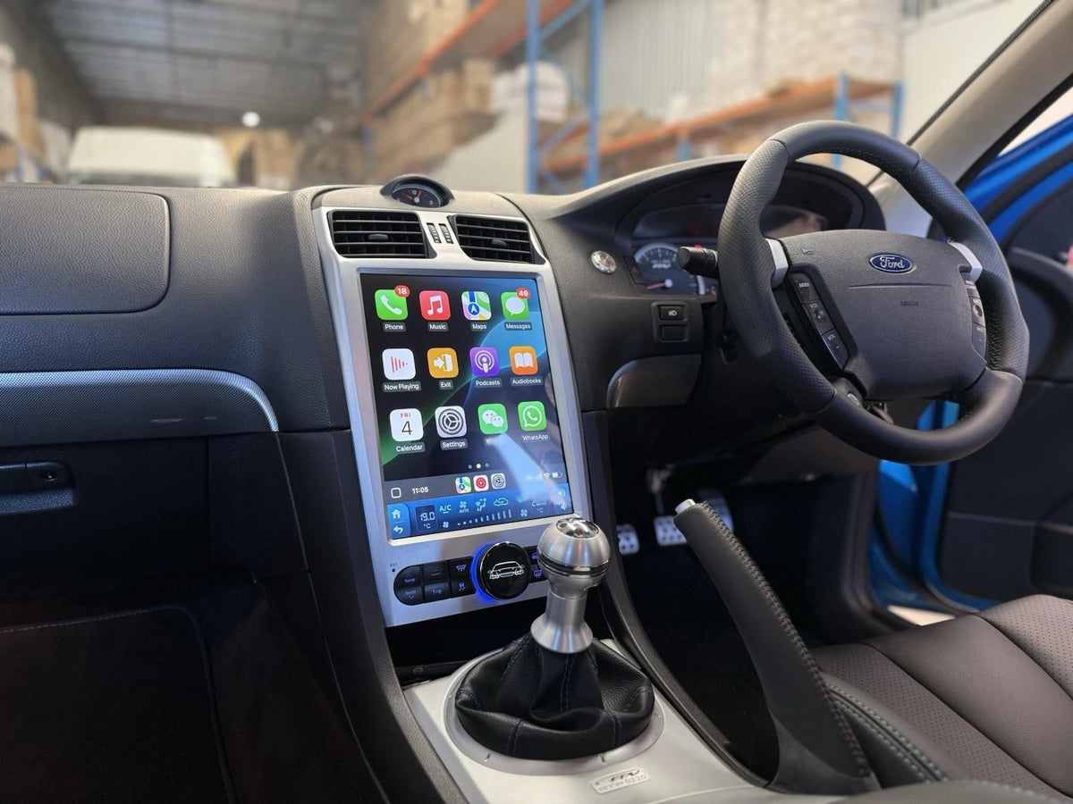 Wireless Apple CarPlay screen active in a Ford BA/BF - SY Territory dash upgrade